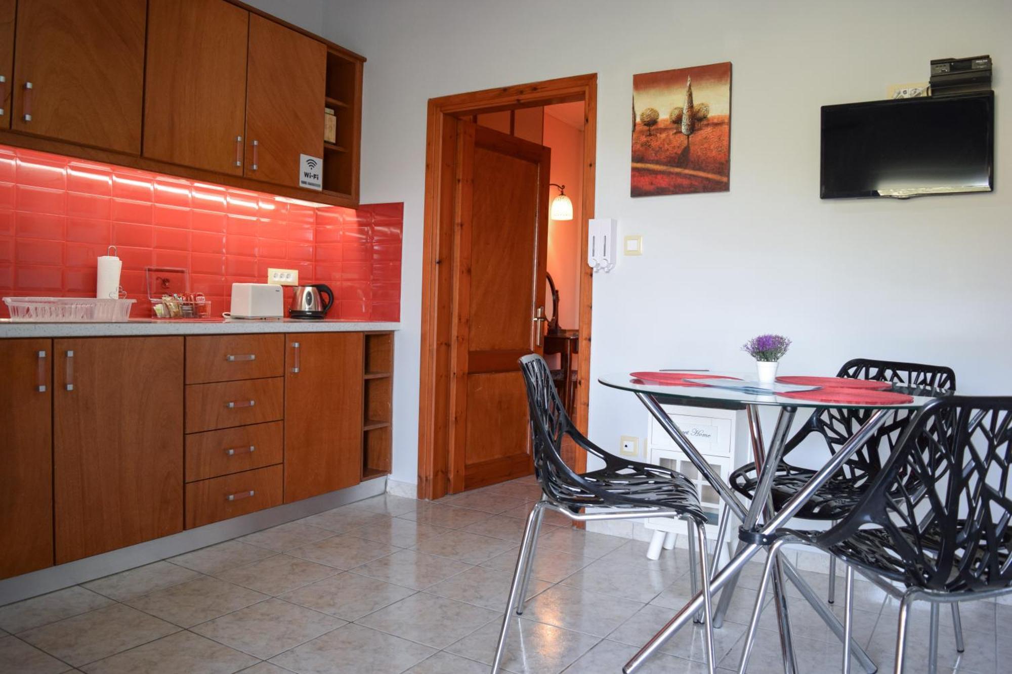 Val Di Compare Apartments Вати Экстерьер фото